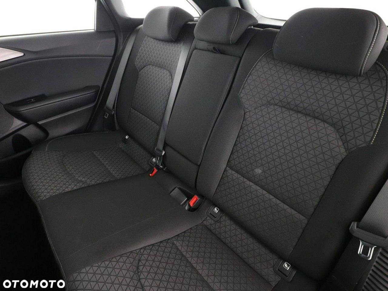 Kia Ceed 1.6 GDI PHEV L DCT - 17