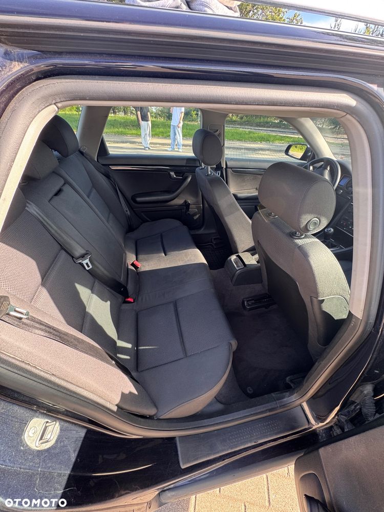 Audi A4 Avant - 6