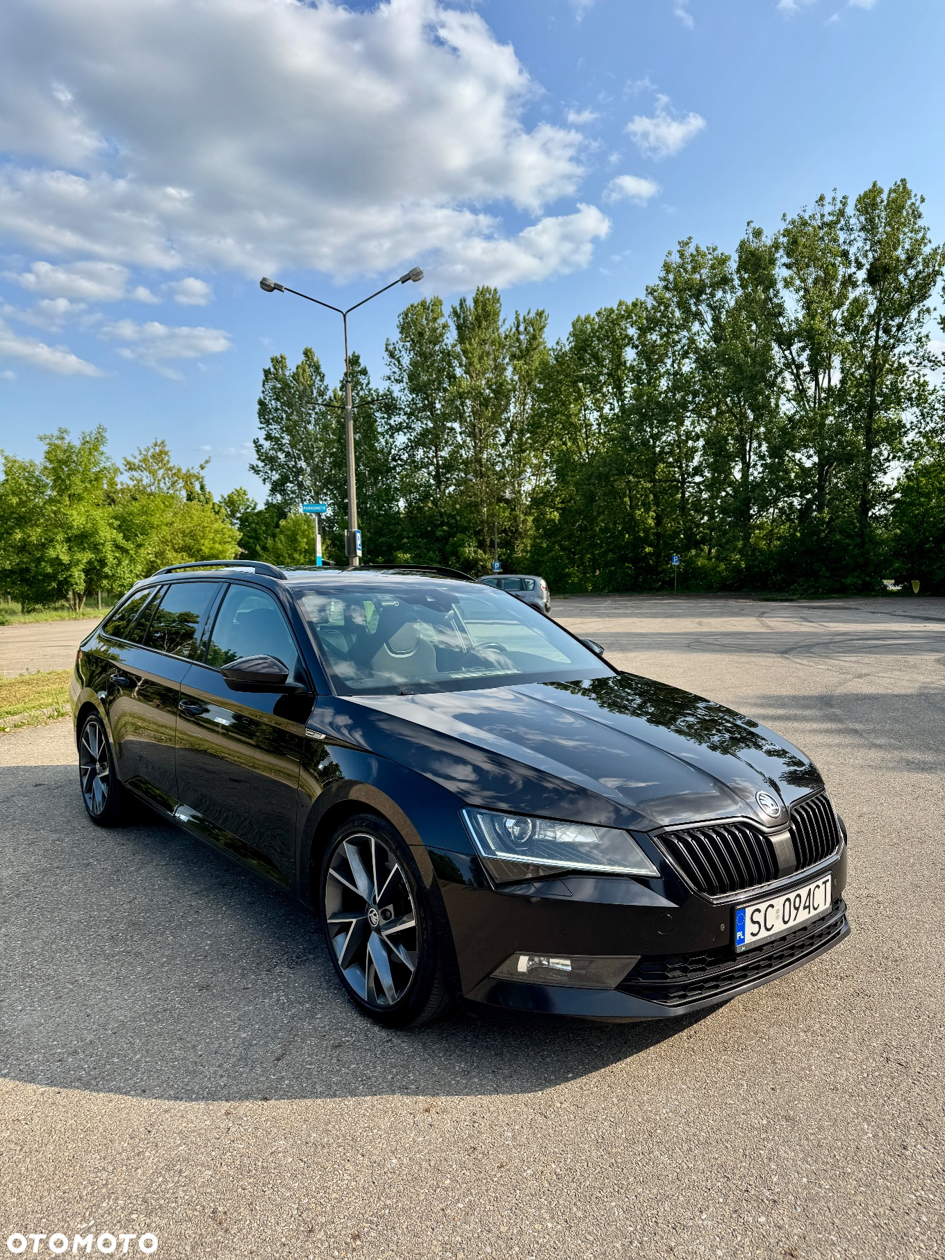 Skoda Superb 2.0 TDI Sportline DSG - 9