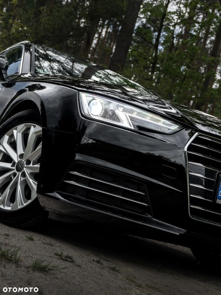 Audi A4 Avant 2.0 TDI sport - 2