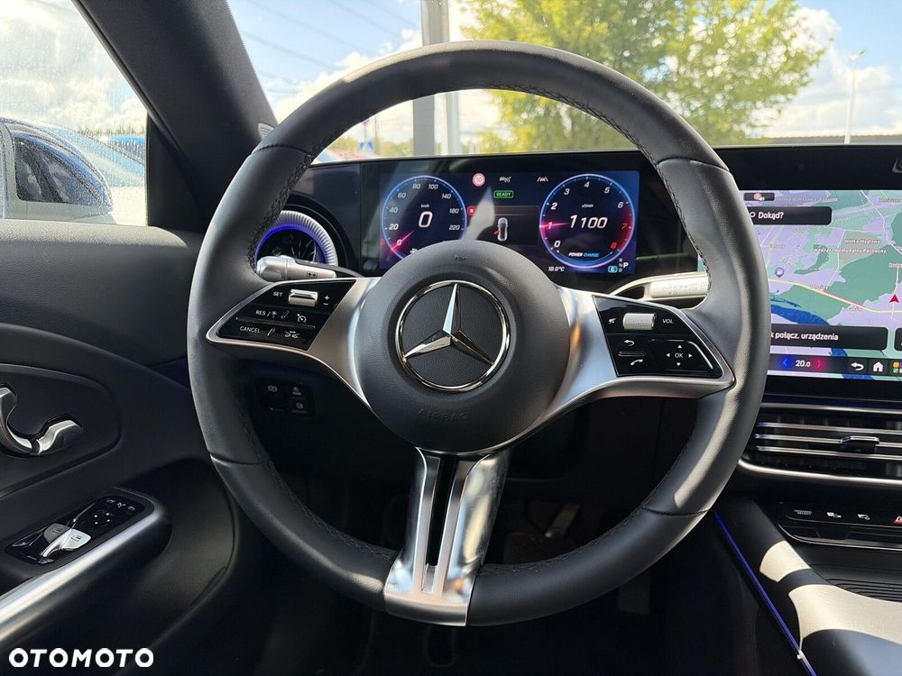 Mercedes-Benz CLA - 11