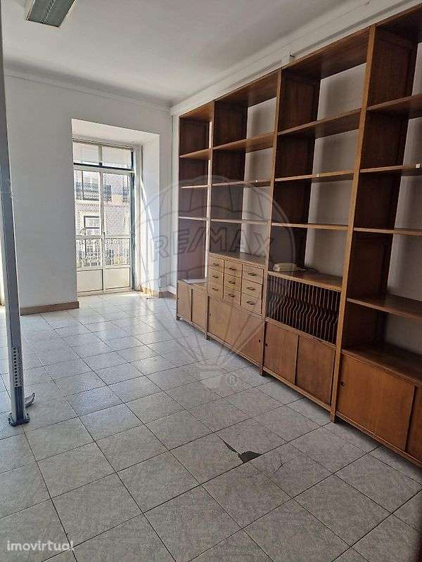 Outros - Comercial T2 para arrendamento - Grande imagem: 5/11