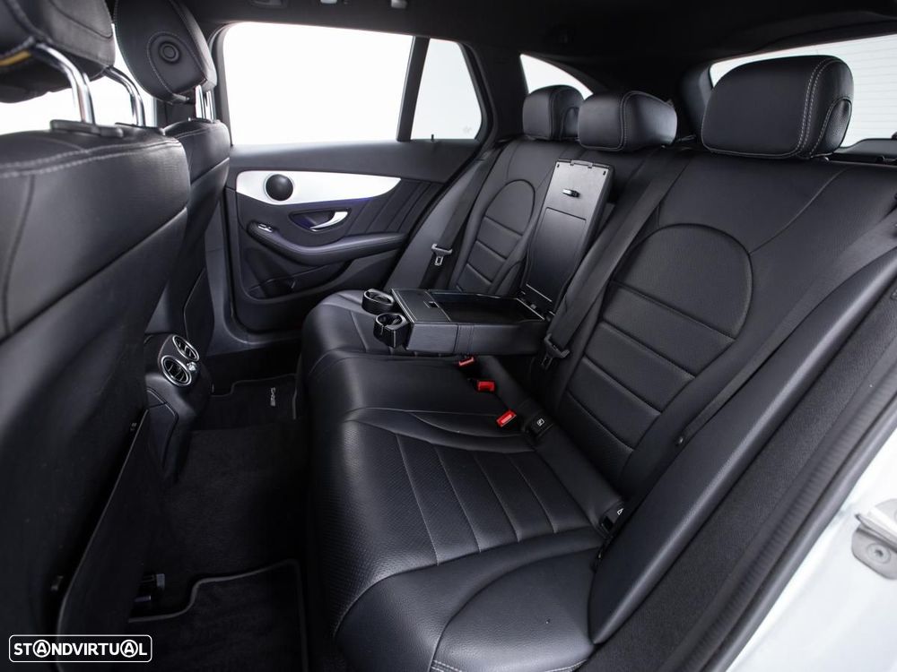 Mercedes-Benz C 300 de AMG Line - 11