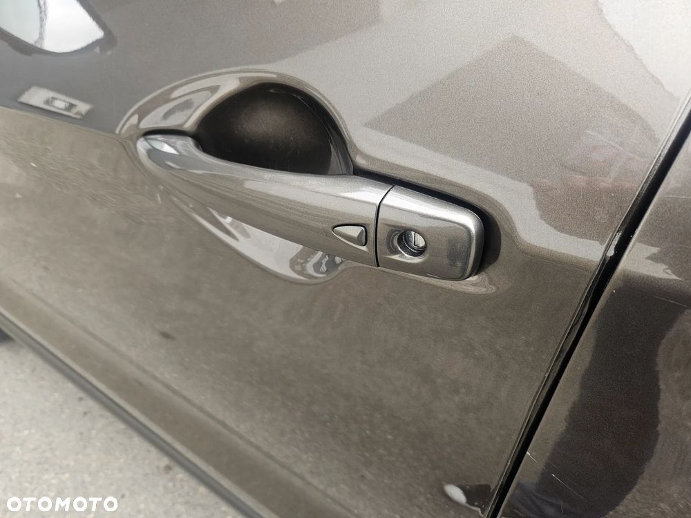 Nissan Qashqai 1.2 DIG-T Tekna EU6 - 13