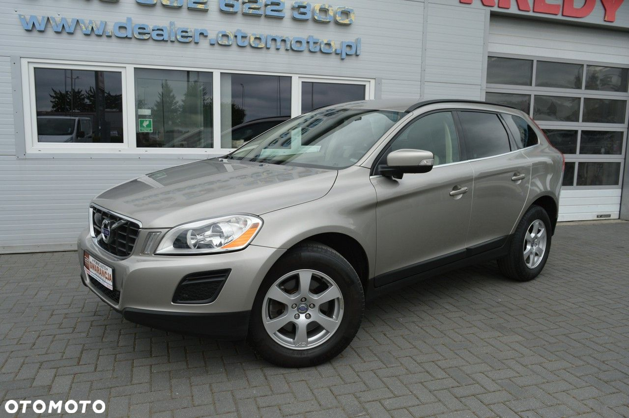 Volvo XC 60 D3 Momentum - 10
