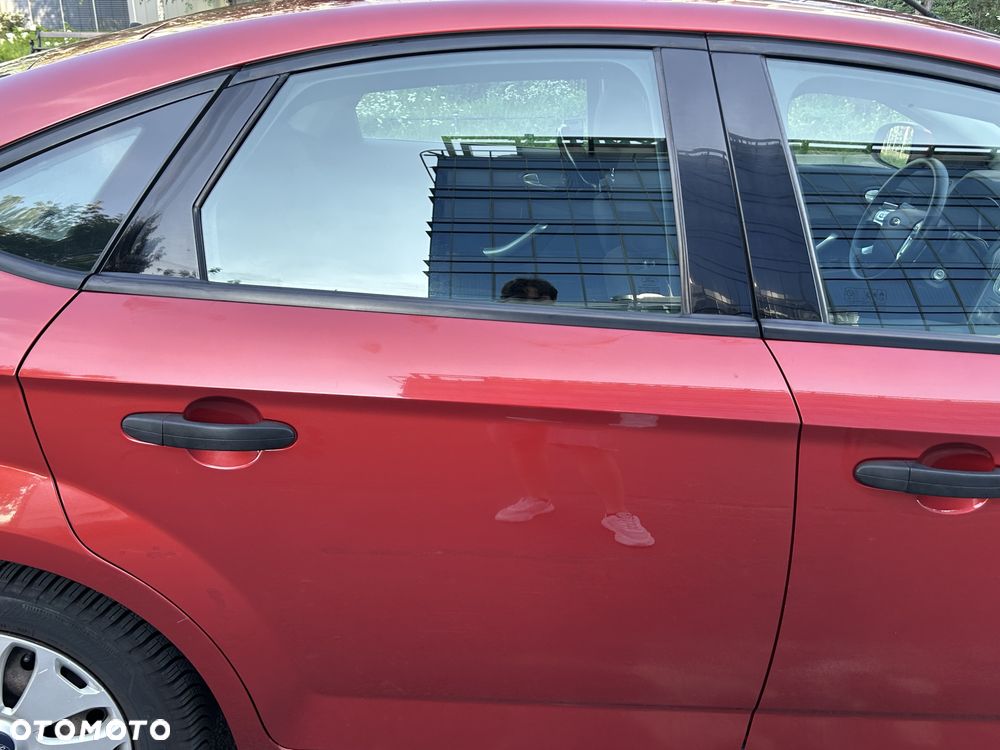 Ford Mondeo 1.6 Trend - 27
