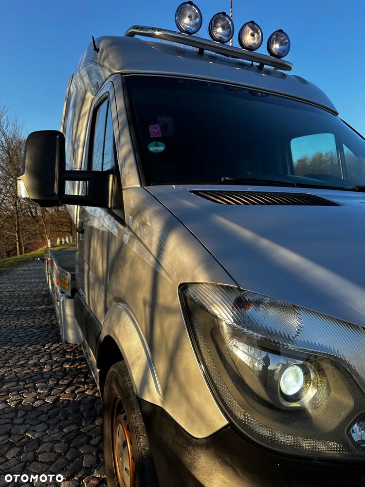 Mercedes-Benz SPRINTER - 19