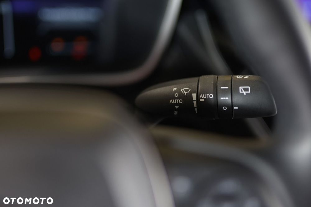 Toyota Corolla Cross - 17