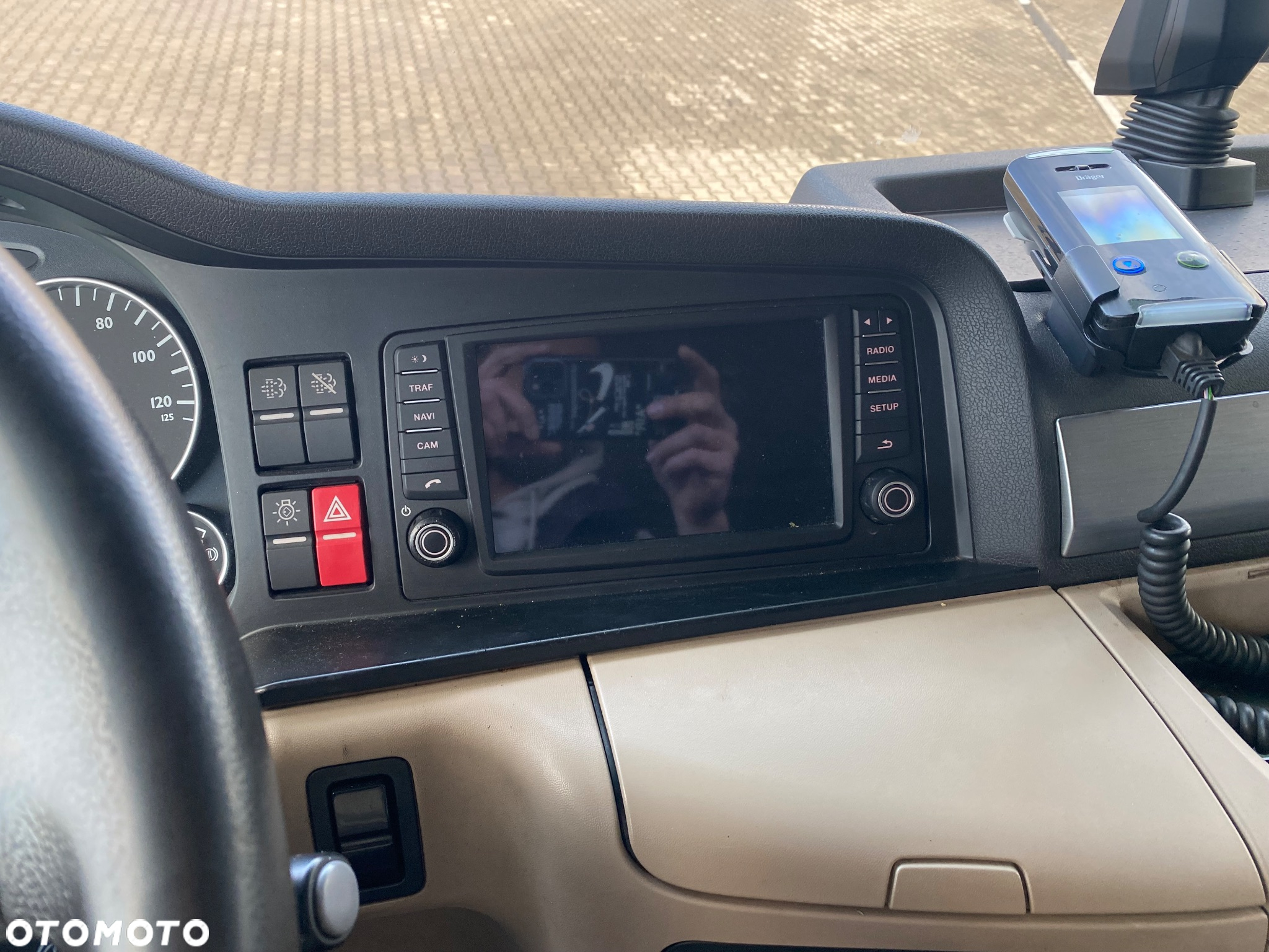 MAN TGX 26.500 / 6X2 / SERWIS na 496TKM /Stan IDEAŁ/E6/ BDF RAMA /6X2/ 3 OŚ SKRĘTNA + PODNOSZONA /SYPIALKA - 29