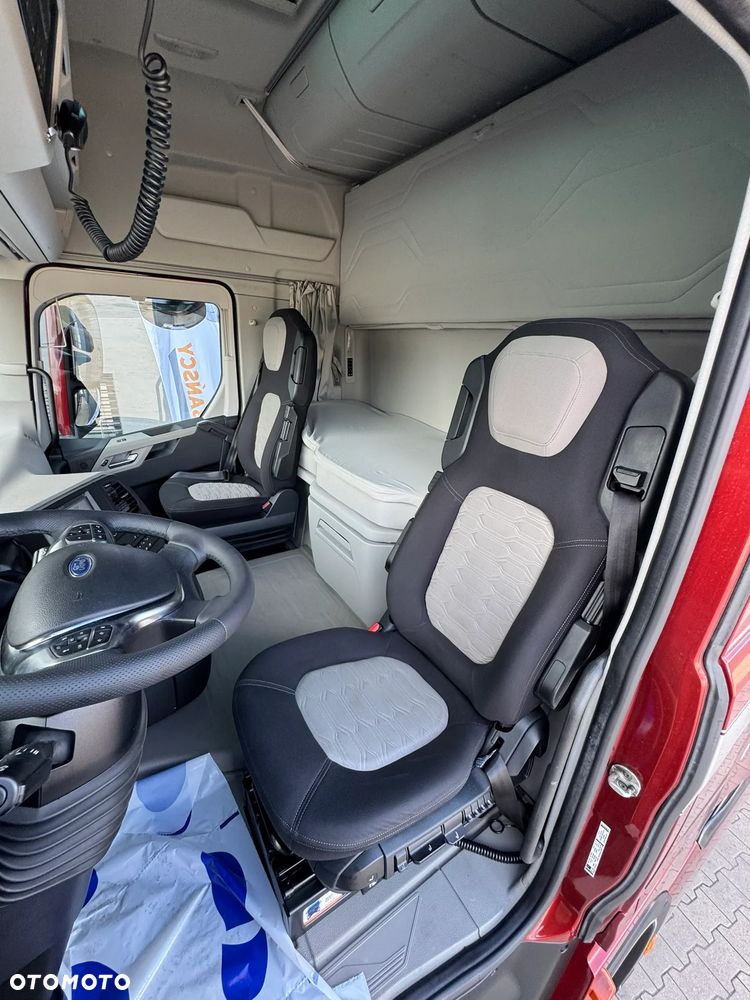 Ford F-MAX 500 - 16