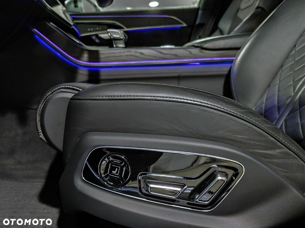 Audi S8 - 21