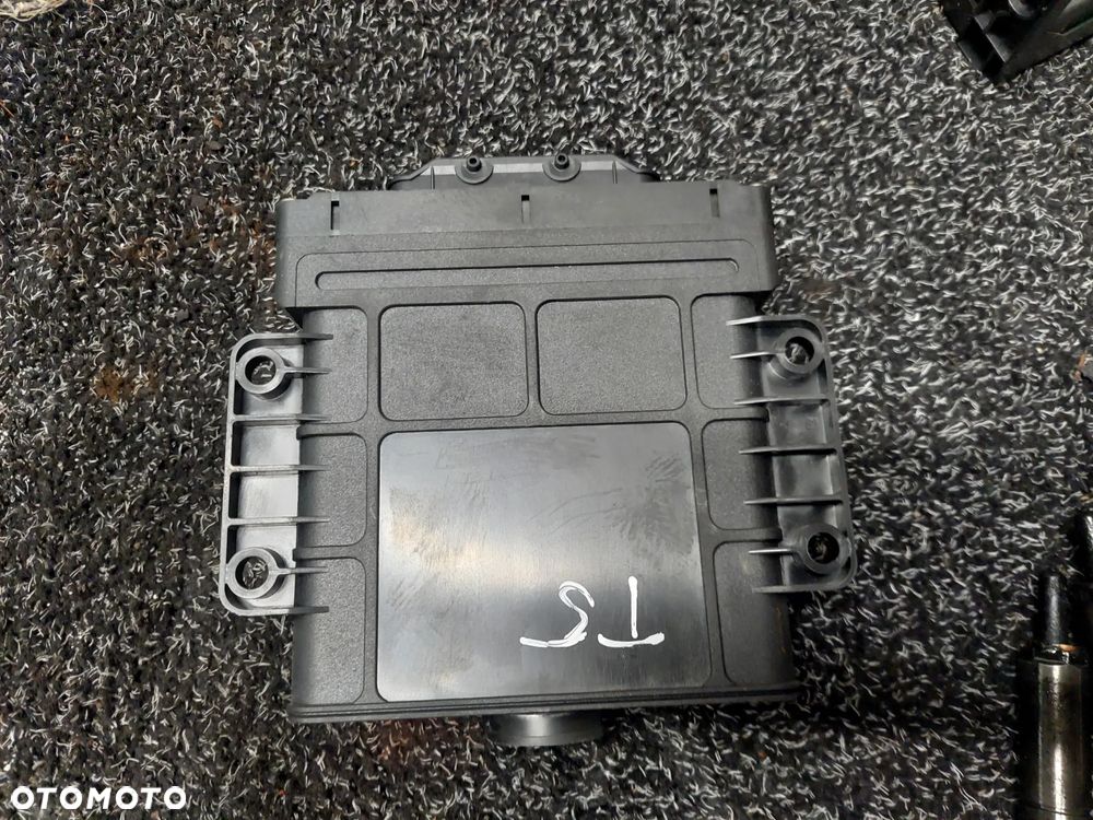 VOLKSWAGEN T5 3.2 V6 STEROWNIK SKRZYNI BIEGÓW 09K927750M - 2