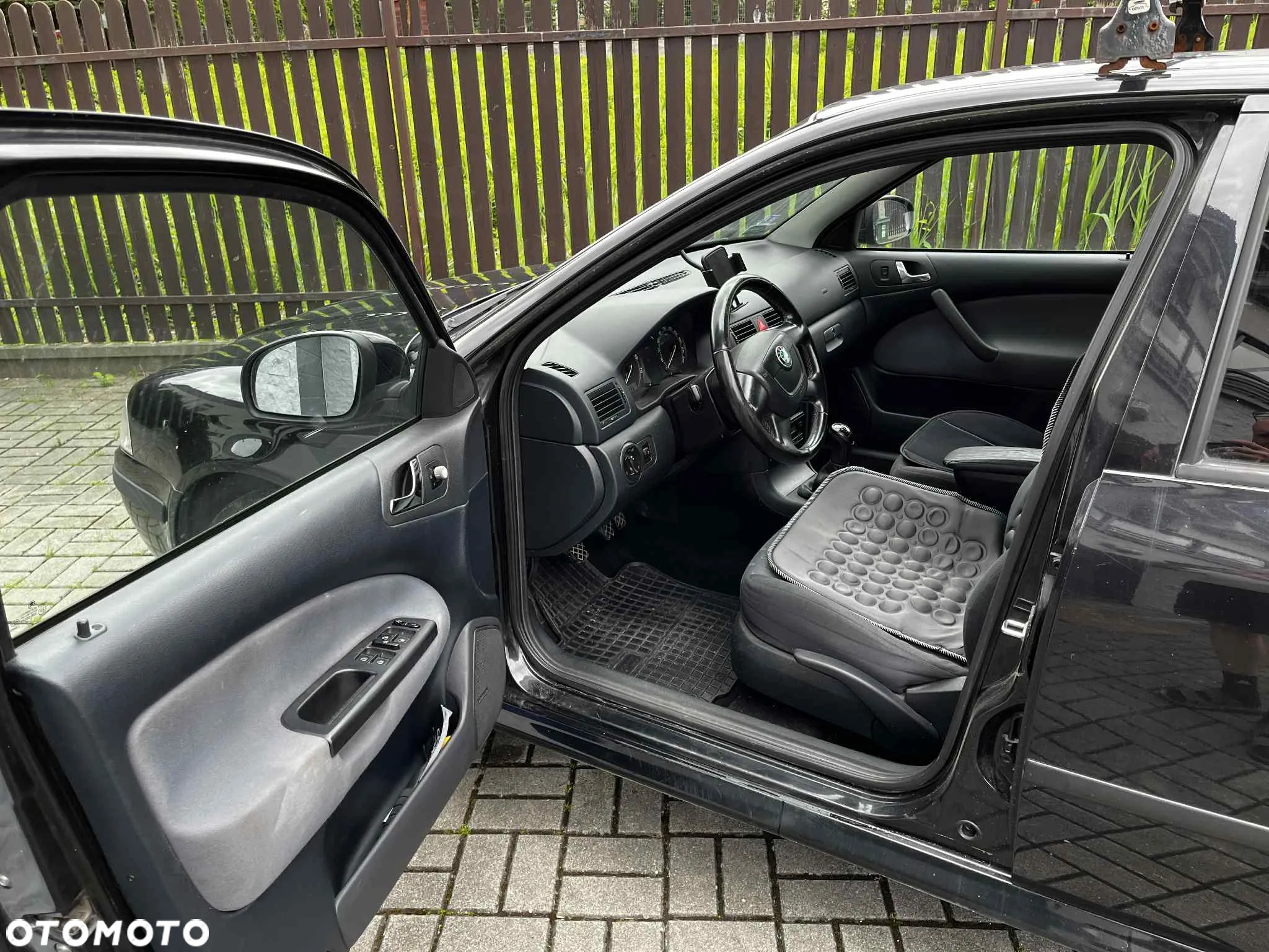 Skoda Octavia 1.6 Tour - 2