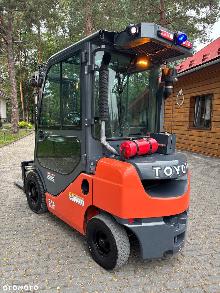 Toyota 8fdf25 8fd25 Tonero Kabina Klimatyzacja 2,5t diesel - 6