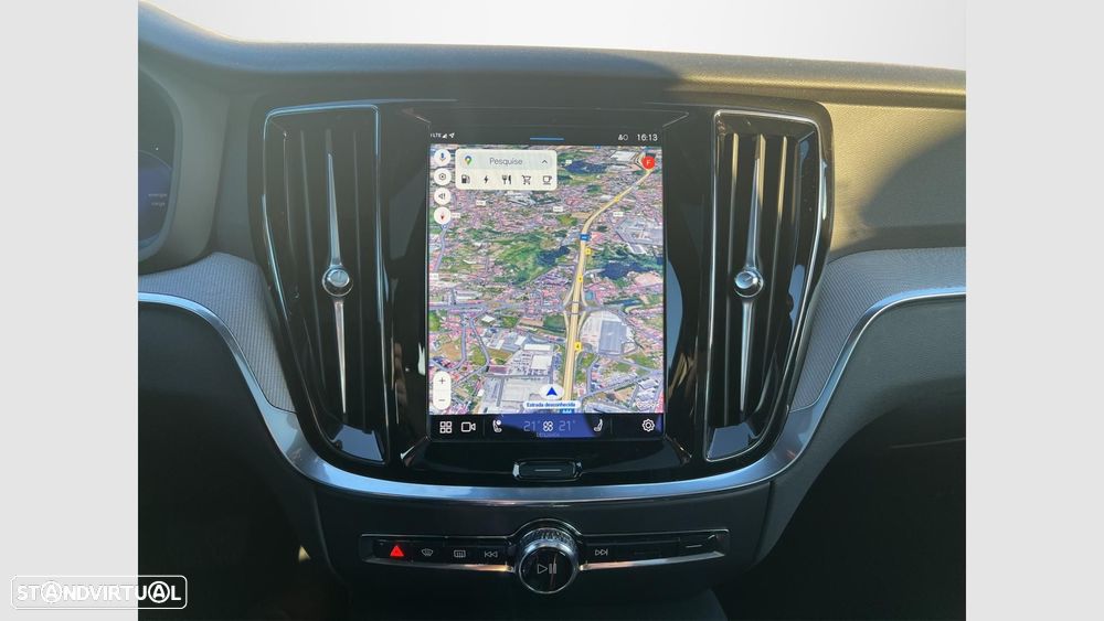 Volvo S60 2.0 T8 PHEV Plus Dark AWD - 12