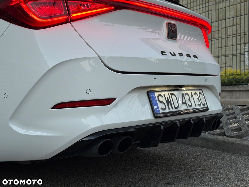 Cupra Leon Sportstourer 2.0 TSI 4Drive VZ Cup DSG - 9