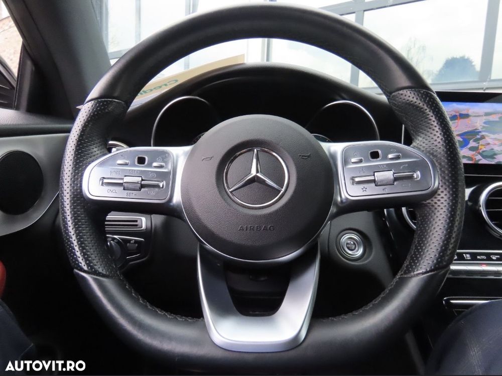 Mercedes-Benz C 300 4MATIC Aut. - 10