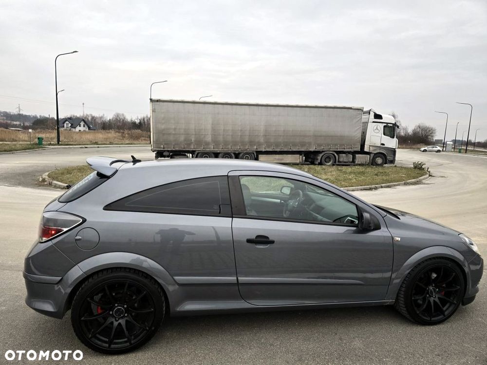 Opel Astra 2.0 Turbo Sport - 12