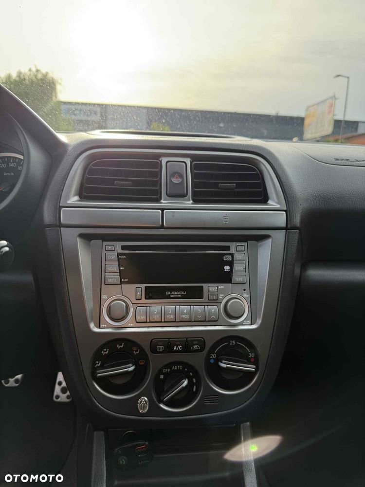 Subaru Impreza - 12