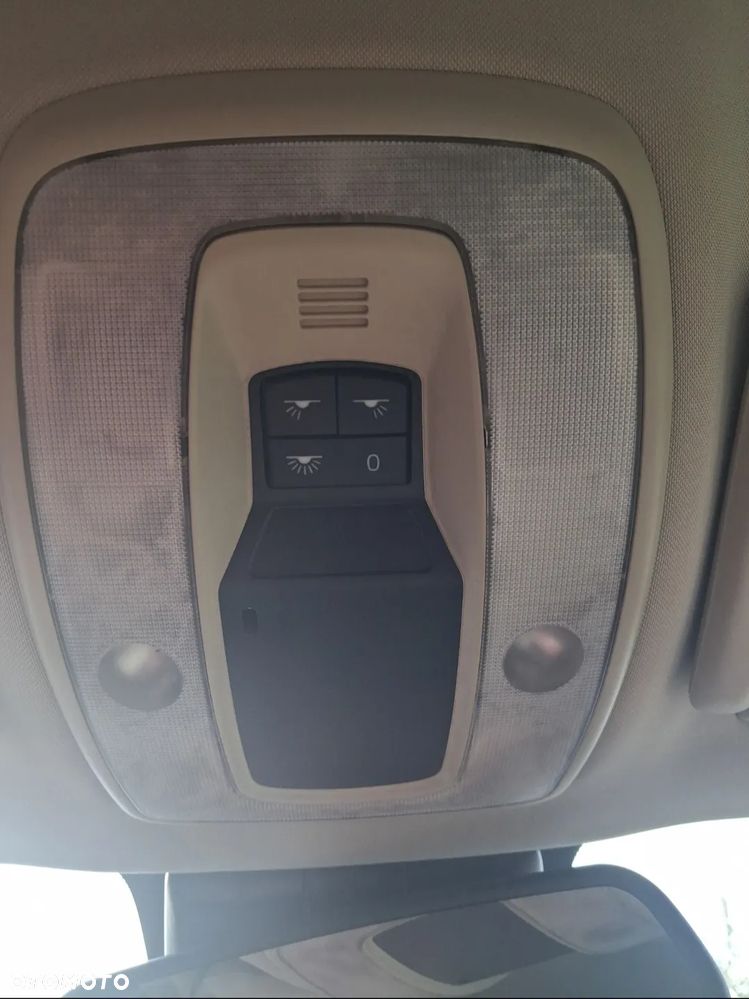 Volvo XC 60 2.4D AWD Momentum - 19