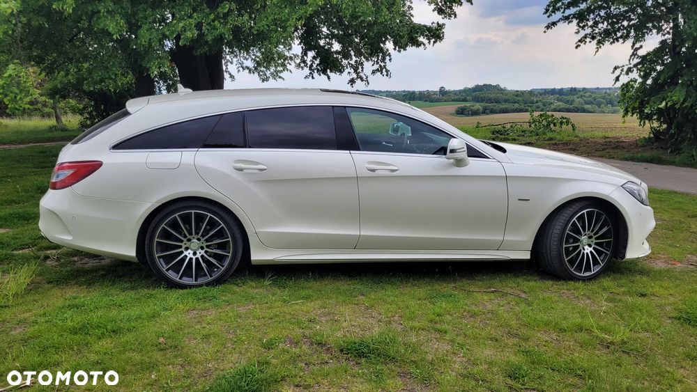 Mercedes-Benz CLS - 9