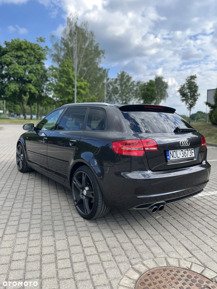 Audi A3 Sportback 2.0 TDI DPF quattro S line Sportpaket plus - 6