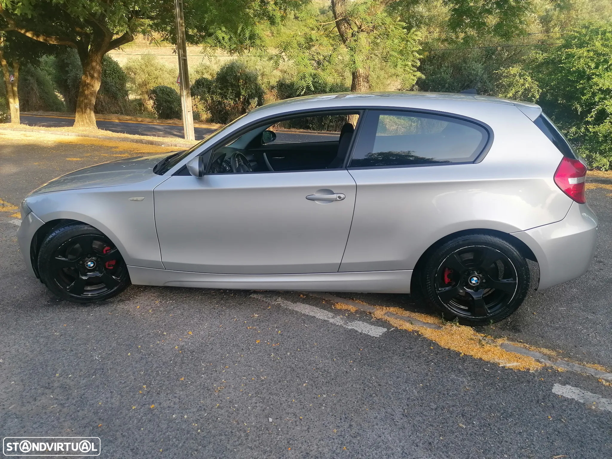 BMW 118 d Pack M - 4