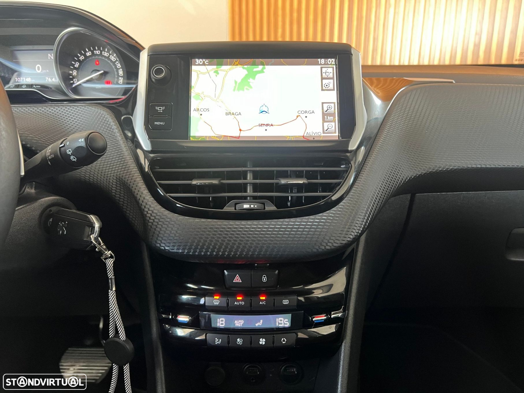 Peugeot 2008 1.6 e-HDi Allure 2-Tronic - 43