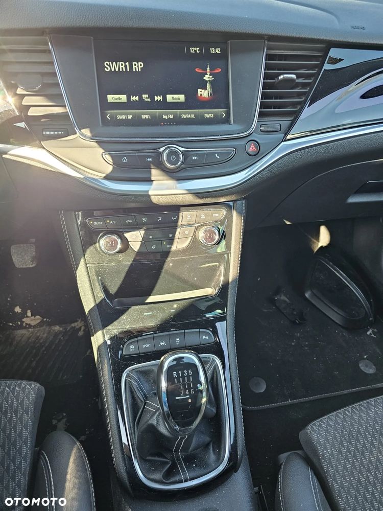 Opel Astra 1.6 Turbo Start/Stop Innovation - 24