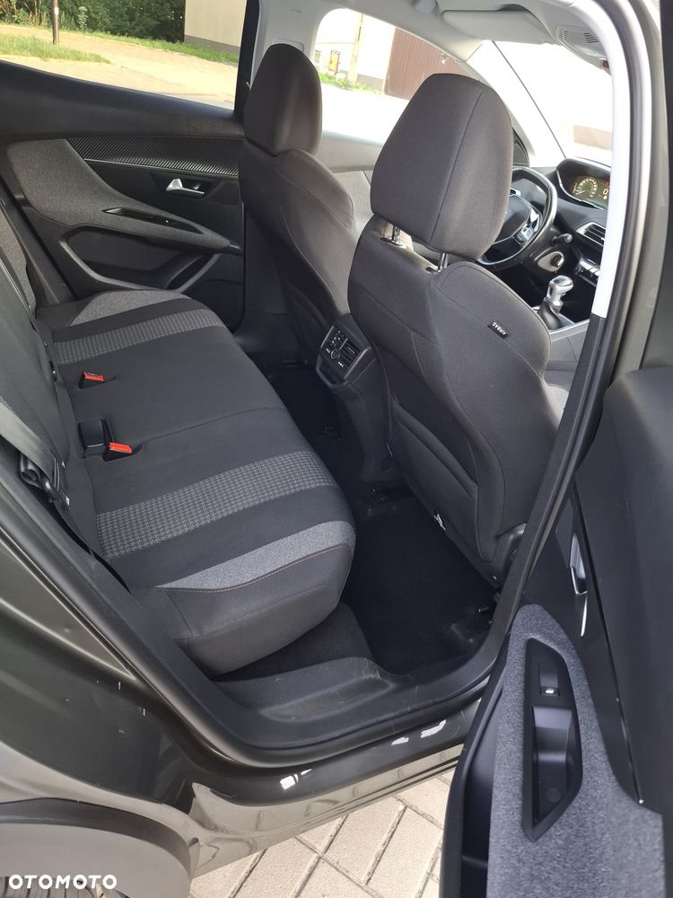 Peugeot 3008 1.6 BlueHDi Active S&S - 12