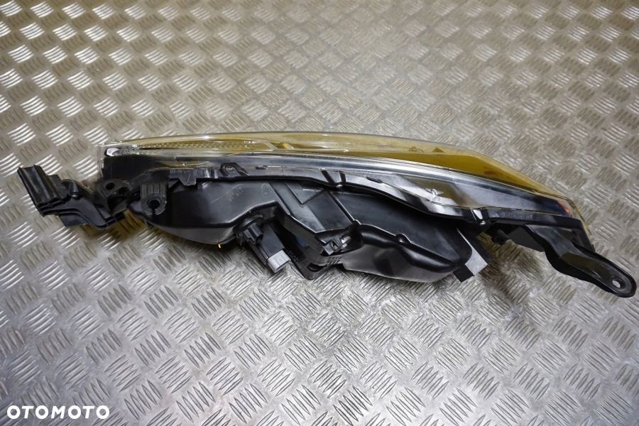 TOYOTA COROLLA E17 2016- REFLEKTOR LAMPA FULL LED PRAWA USA - 6