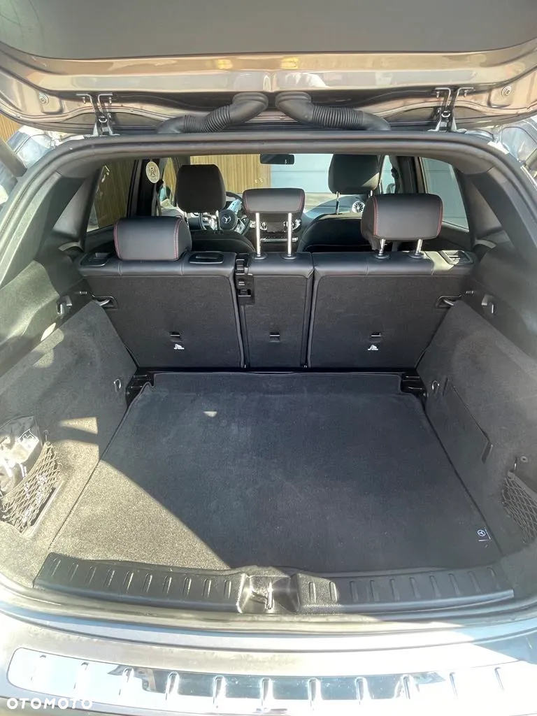 Mercedes-Benz GLA 200 Business Edition - 22