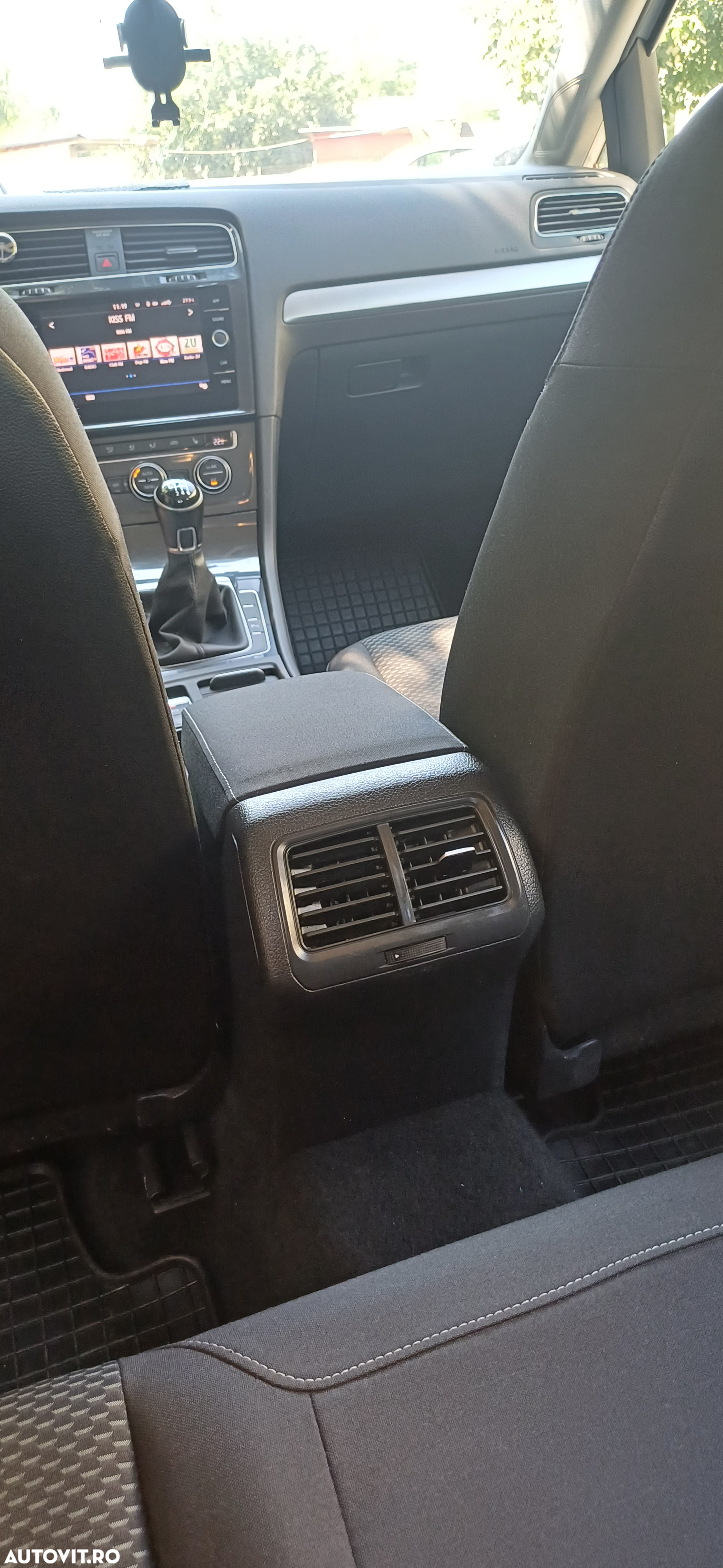 Volkswagen Golf 1.0 TSI Comfortline - 4