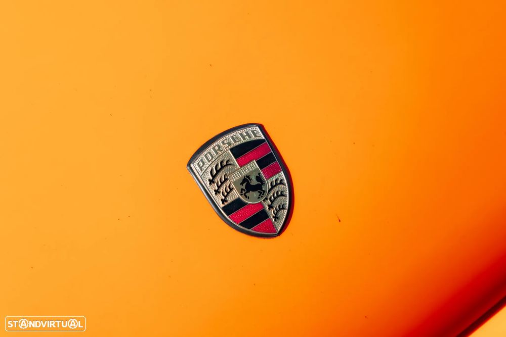 Porsche 911 Série F - 15