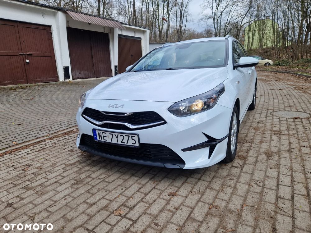 Kia Ceed 1.5 T-GDI M - 12