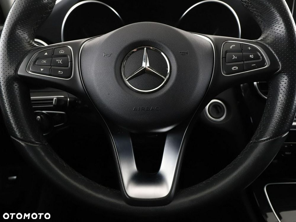 Mercedes-Benz Klasa C 180 Avantgarde - 22