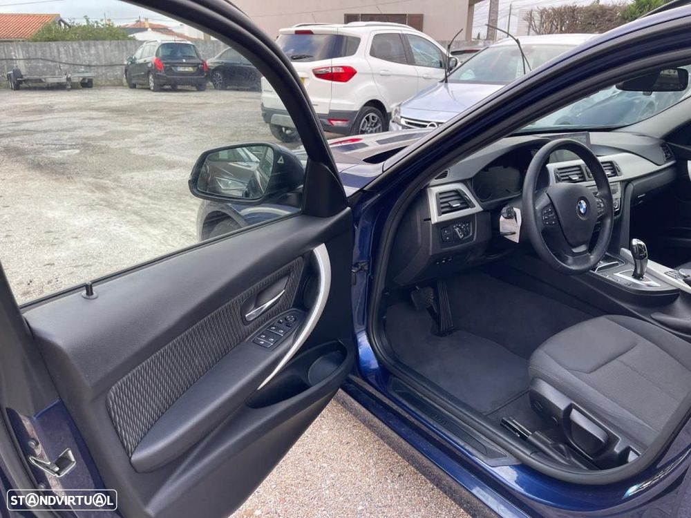 BMW 320 d Touring Advantage Auto - 15