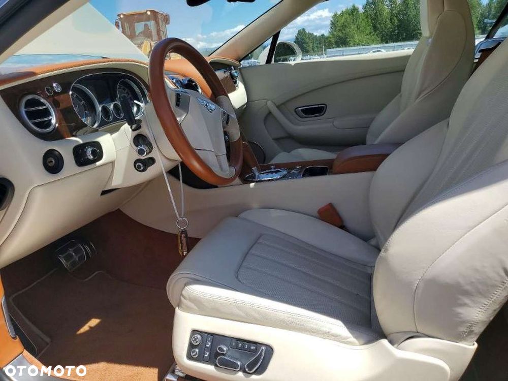 Bentley Continental GT - 7