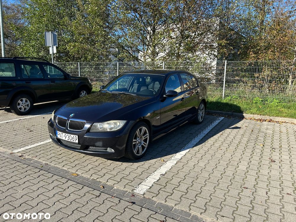 BMW Seria 3 318d - 3