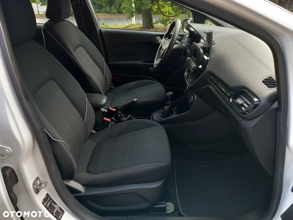 Ford Fiesta 1.1 S&S COOL&CONNECT - 8