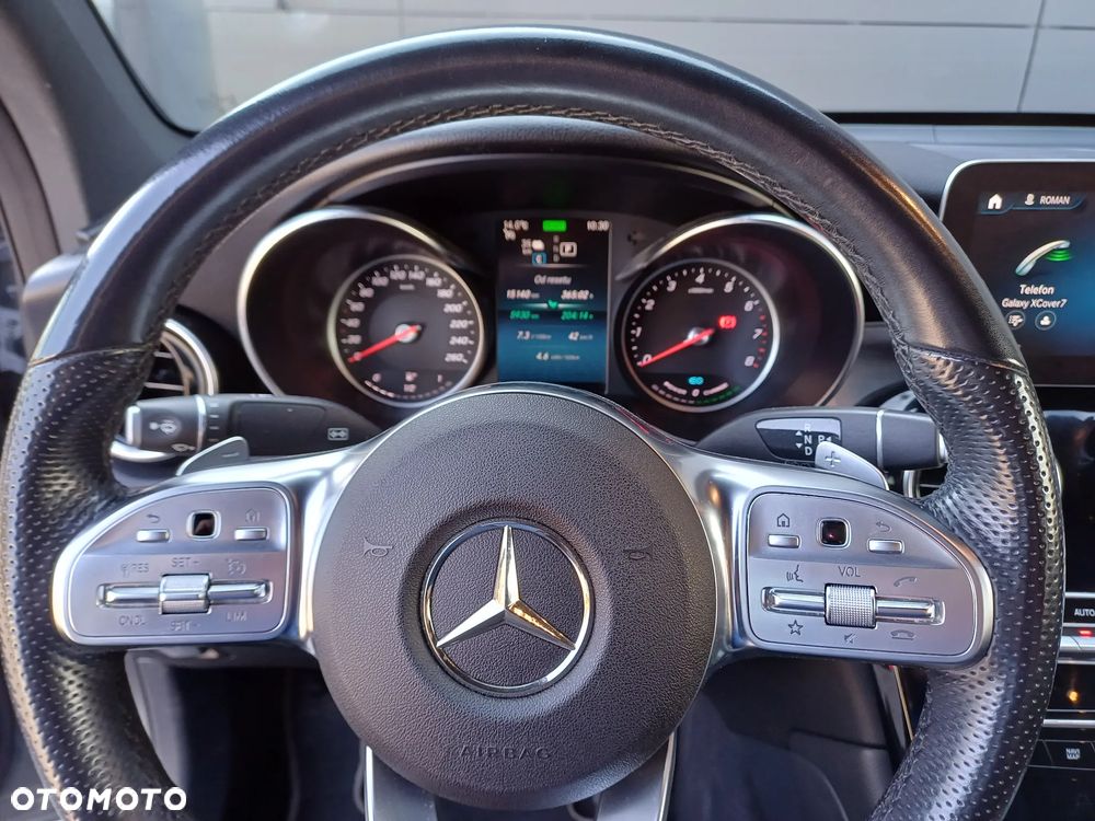 Mercedes-Benz GLC 300 e 4-Matic - 24