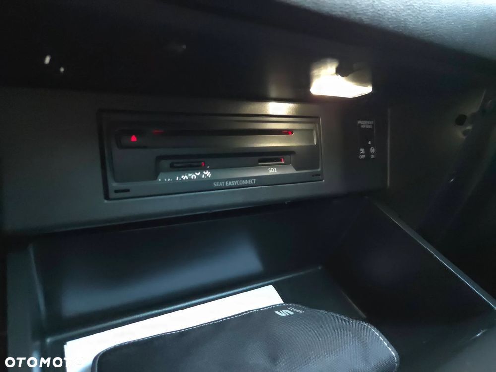 Seat Leon 2.0 TDI DPF FR Black Matt Edition - 29