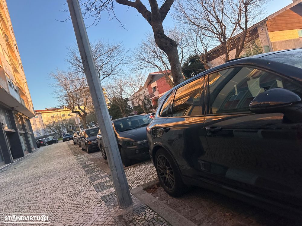 Porsche Macan Electric Turbo - 13