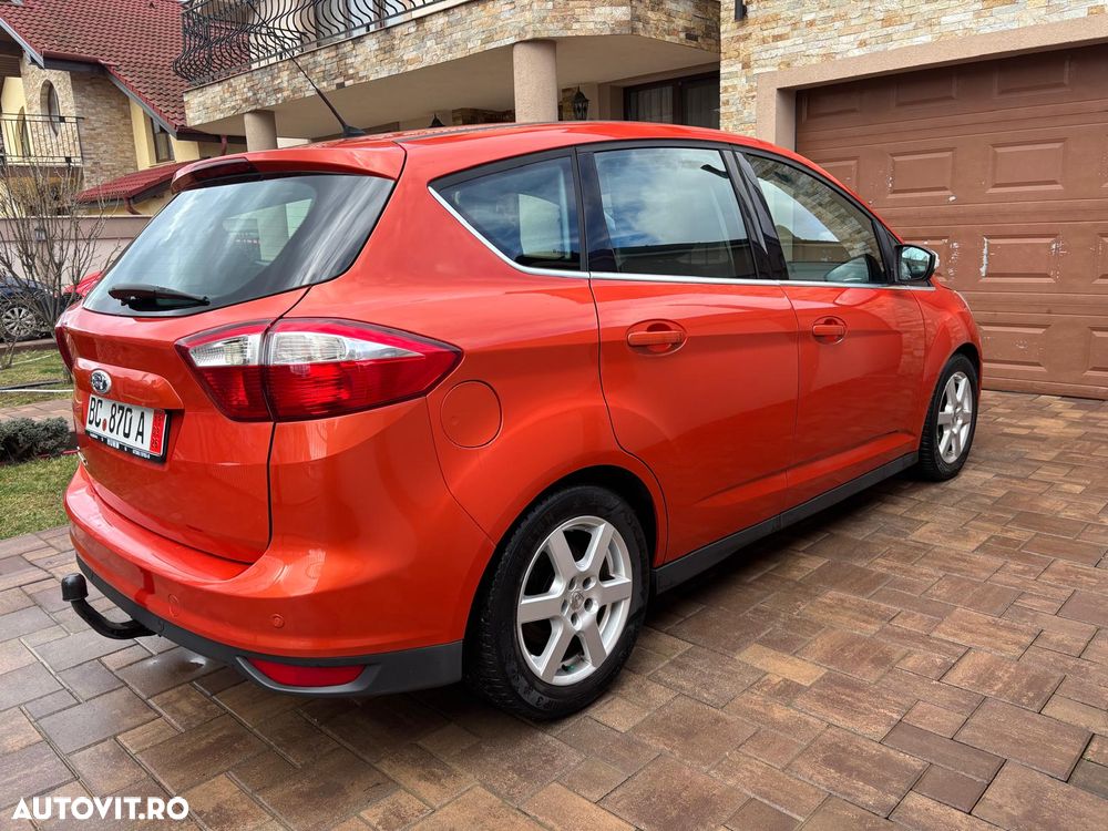 Ford Focus 2.0 TDCI DPF Powershift Titanium - 3