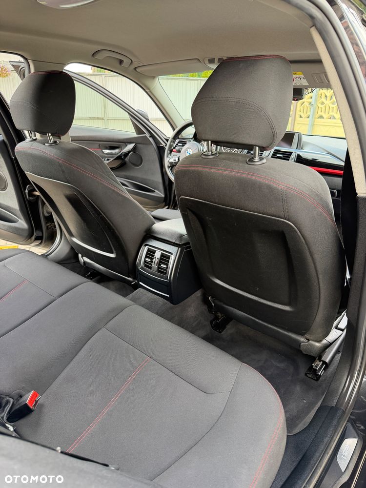 BMW Seria 3 318d Sport Line - 6