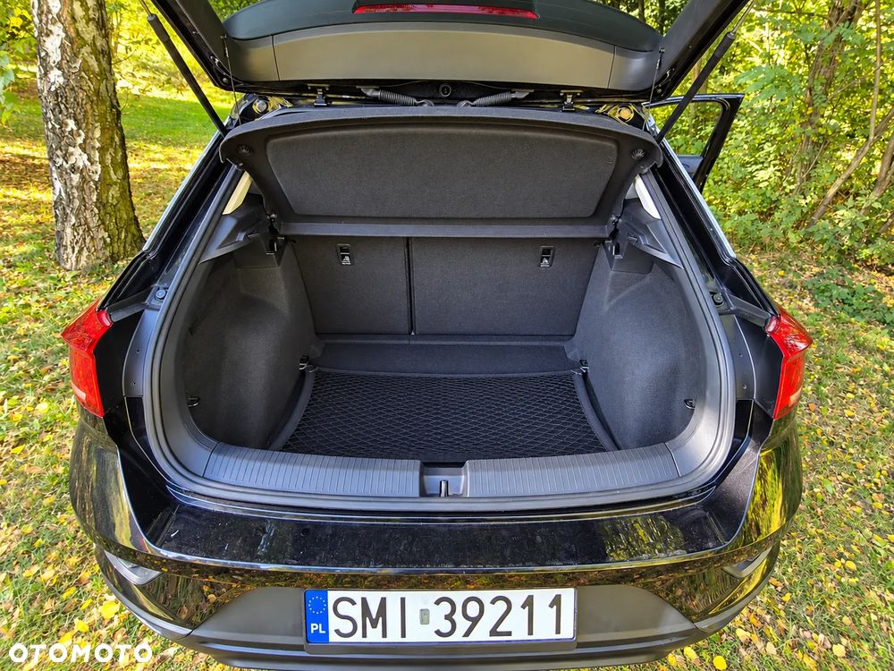Volkswagen T-Roc - 8