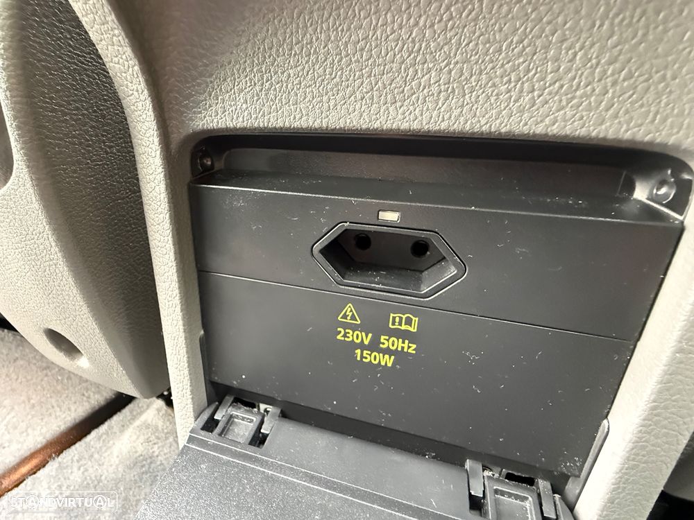 VW Sharan 2.0 TDI Highline DSG - 42