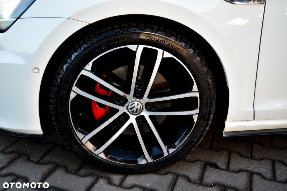 Volkswagen Golf GTD BlueMotion Technology - 13