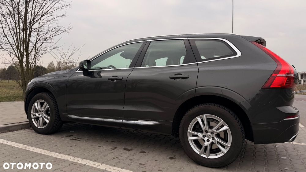 Volvo XC 60 D5 AWD Geartronic Inscription - 3