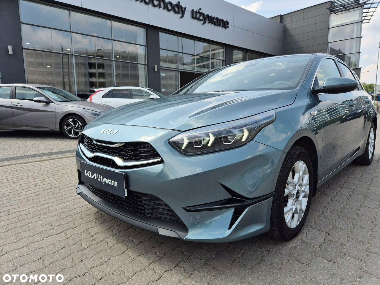 Kia Ceed - 9